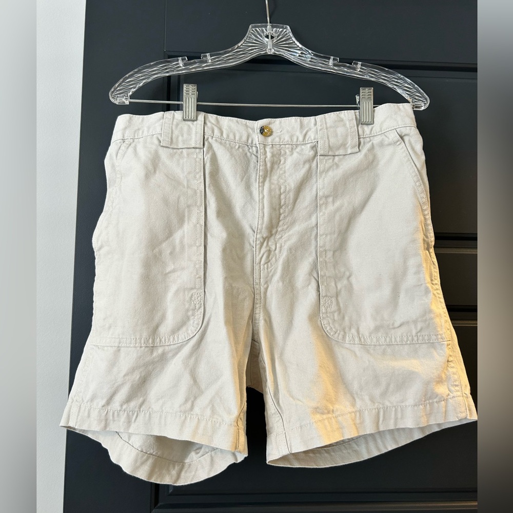 Men’s Hook and Tackle cotton fishing shorts 5” inseam. Size 34